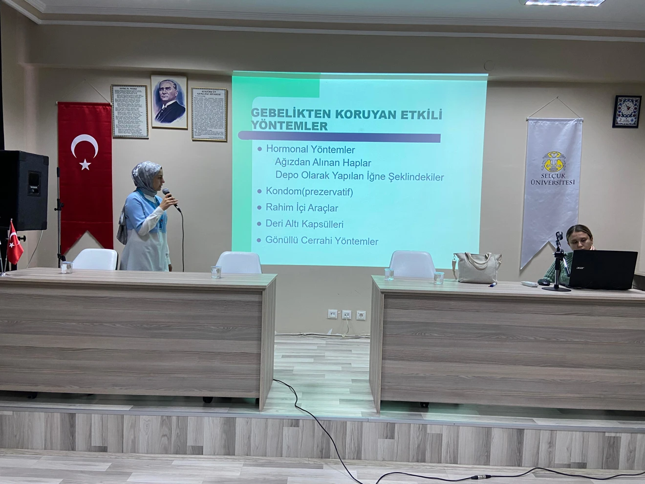 Bozkır Toplum Sağlığı Merkezi Doktorları "Üreme Sağlığı" Eğitimi Verdi